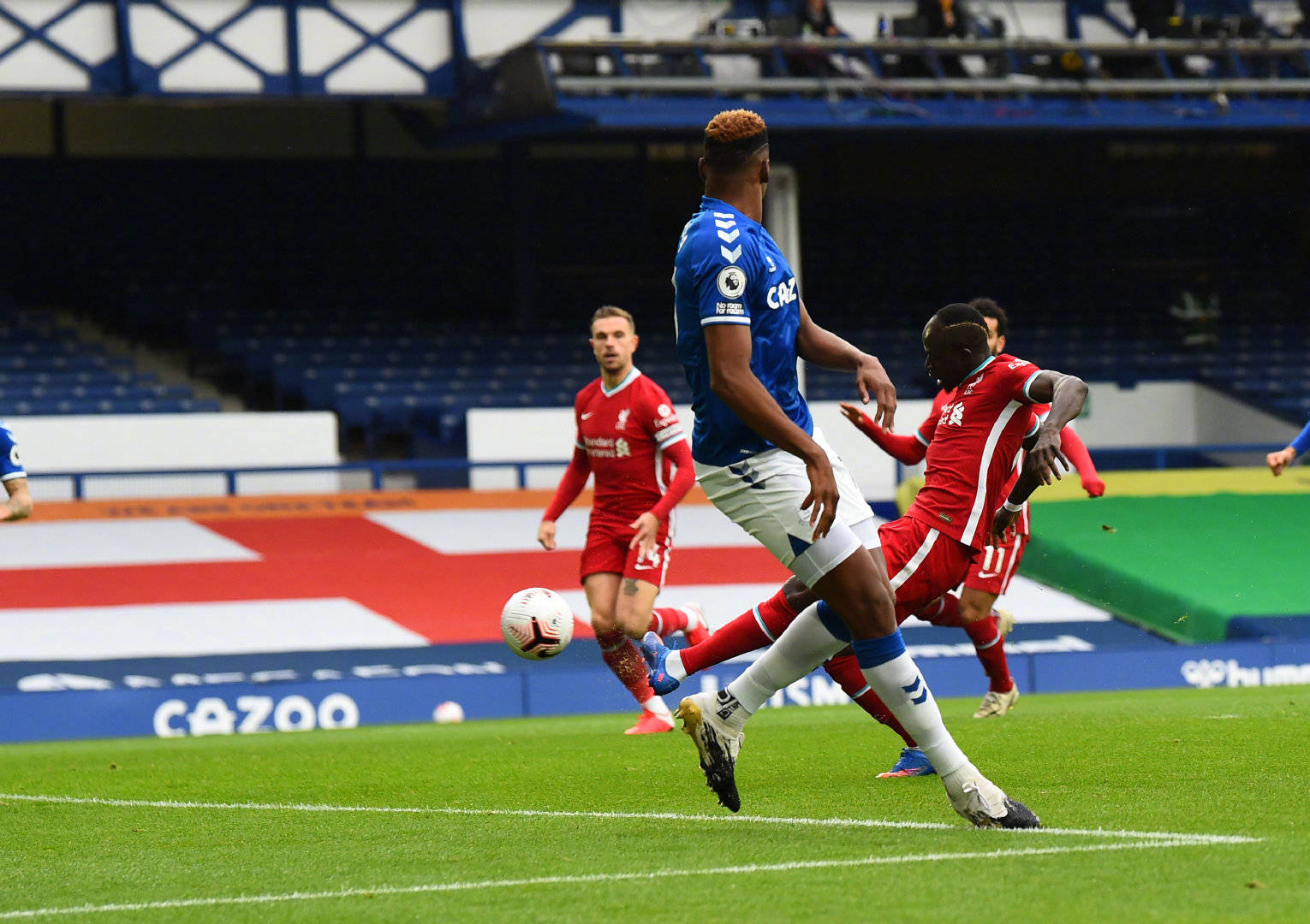 出了接近甚 出了接近甚