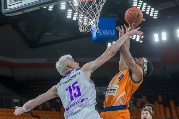 被寄予了更 被寄予了更